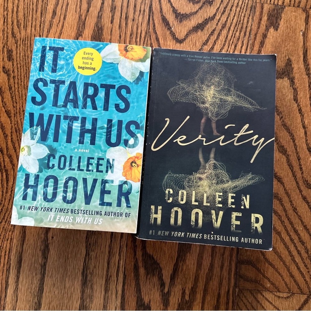 Colleen Hoover bundle of 2 paperback books Verity It Starts with Us novels read
